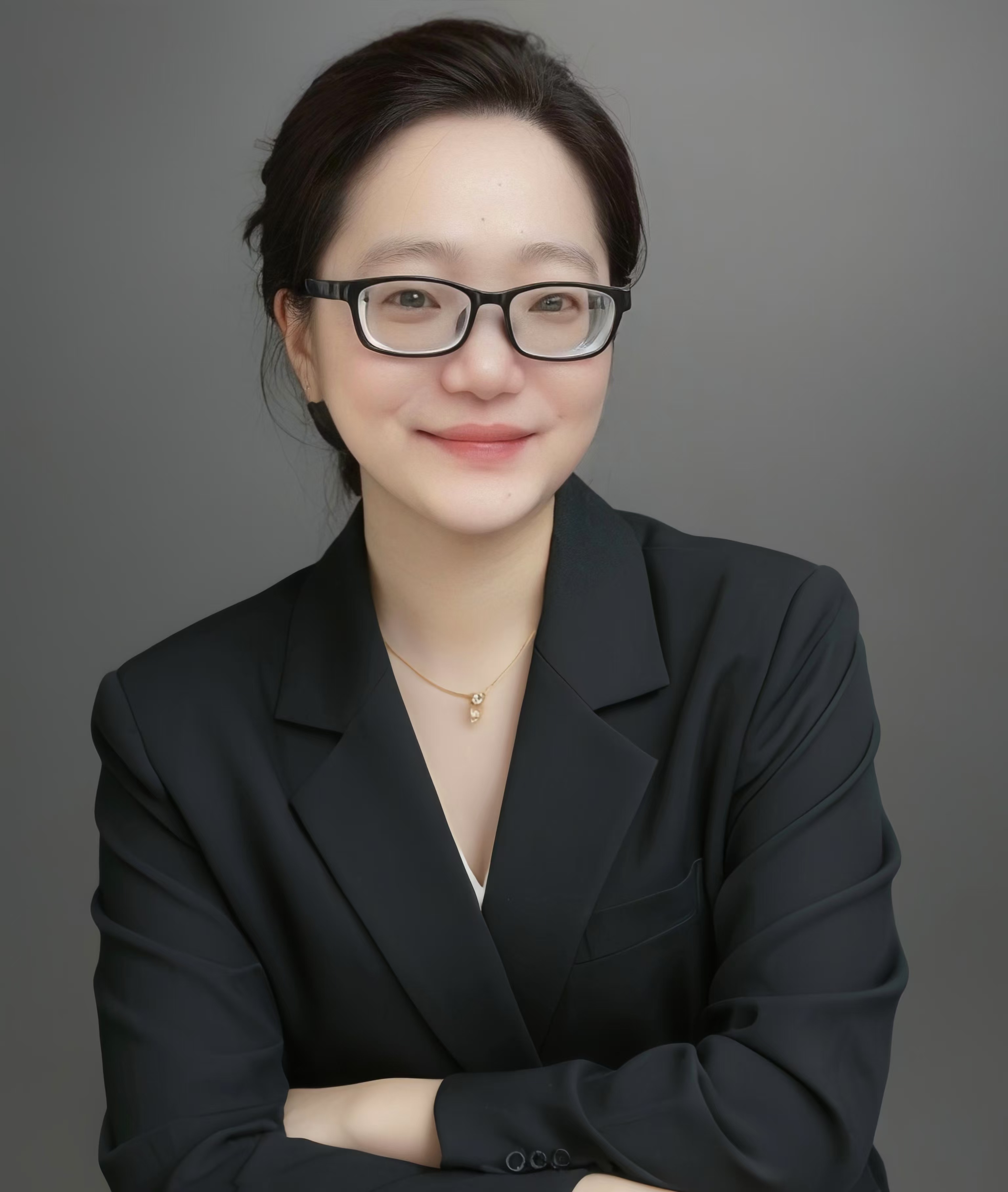 梁爽